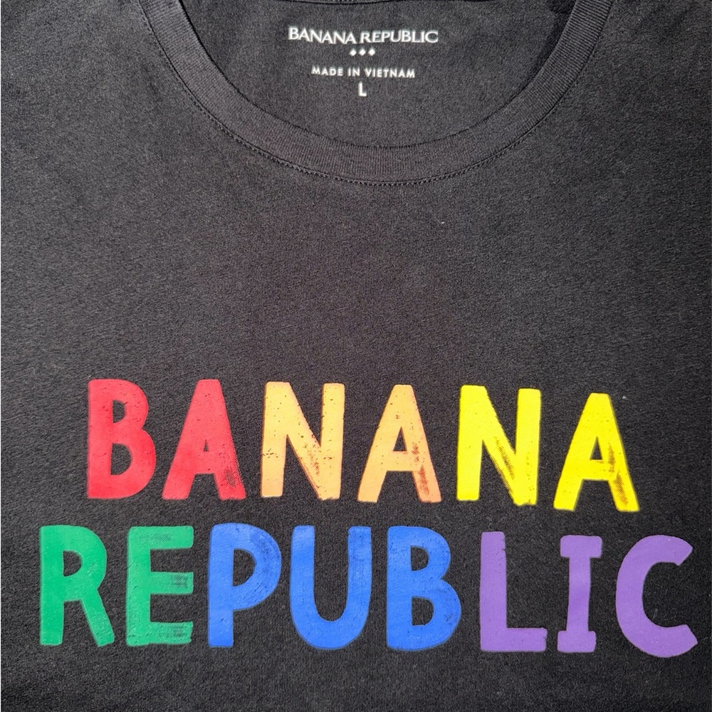 Banana Republic Rainbow Logo Graphic T-Shirt – Black – Size L - Picture 2 of 4